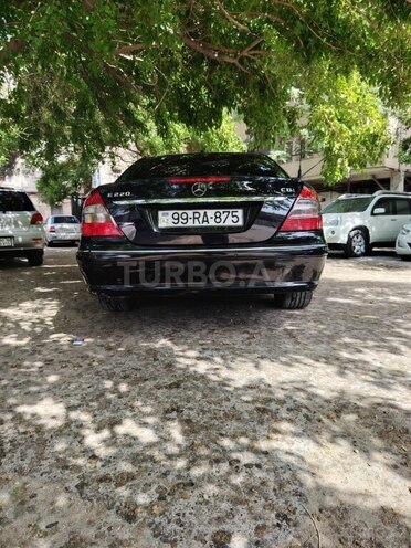 Mercedes E 220 d 2006, 412,000 km - 2.2 l - Bakı