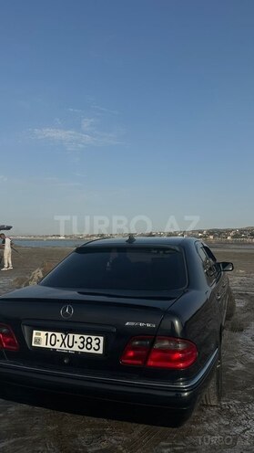 Mercedes E 220 d 1998, 281,000 km - 2.2 l - Bakı