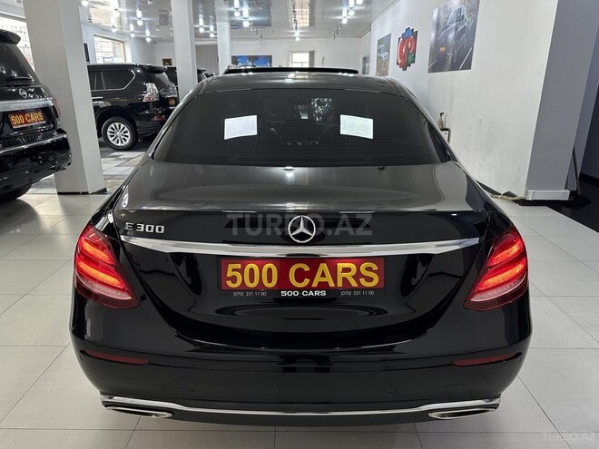 Mercedes E 300-17