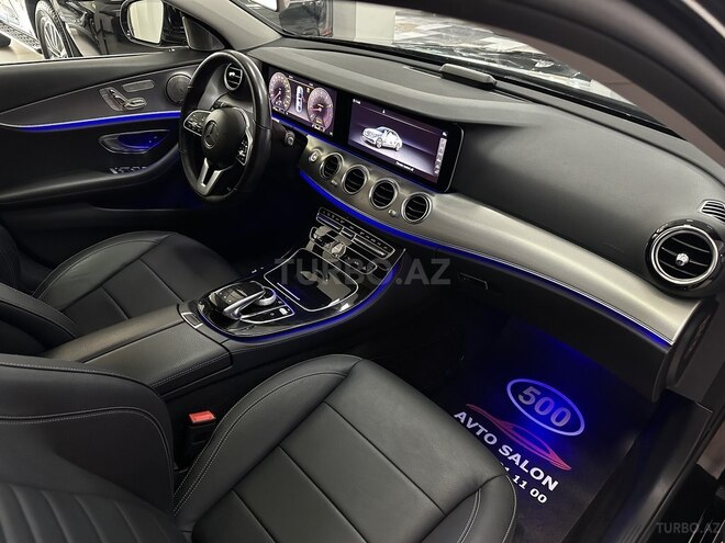 Mercedes E 300-12
