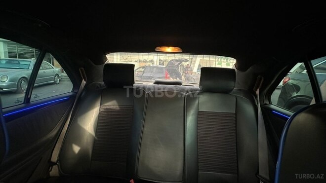 Mercedes E 220 d 1998, 281,000 km - 2.2 l - Bakı
