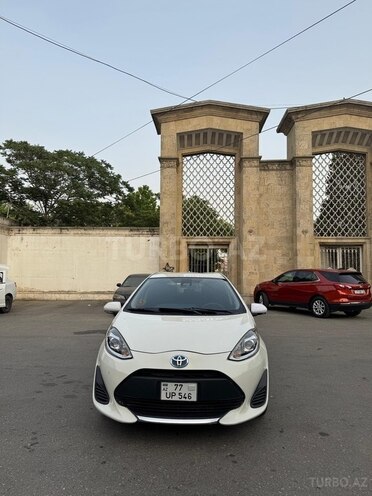 Toyota Aqua 2019, 152,000 km - 1.5 л - Bakı