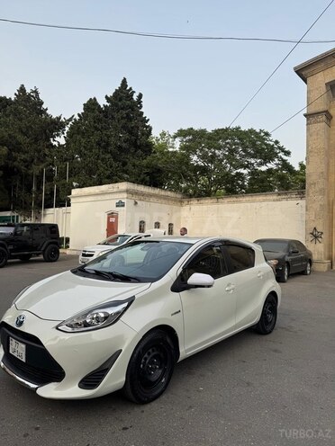 Toyota Aqua 2019, 152,000 km - 1.5 л - Bakı