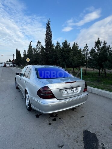 Mercedes E 270 2002, 560,000 km - 2.7 l - Bakı