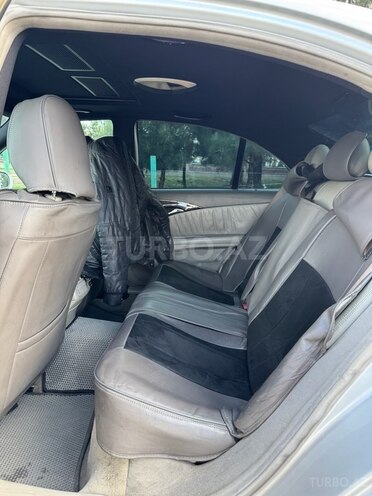 Mercedes E 270 2002, 560,000 km - 2.7 l - Bakı