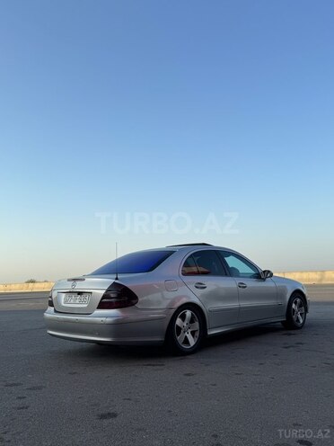 Mercedes E 270 2002, 560,000 km - 2.7 l - Bakı