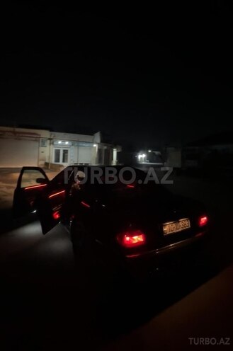 Mercedes E 220 d 1998, 281,000 km - 2.2 l - Bakı