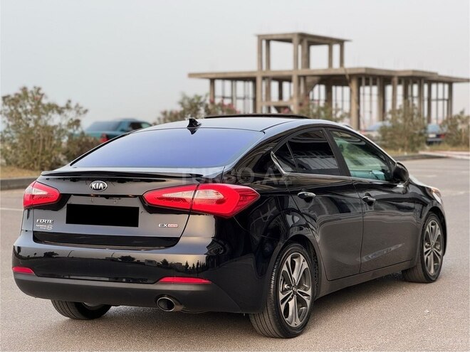 Kia Forte 2015, 136,794 km - 2.0 l - Bakı
