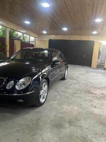 Mercedes E 220 d 2002, 404,000 km - 2.2 л - Masallı