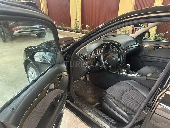 Mercedes E 220 d 2002, 404,000 km - 2.2 л - Masallı