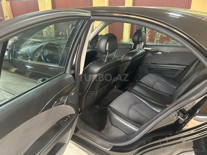 Mercedes E 220 d 2002, 404,000 km - 2.2 л - Masallı
