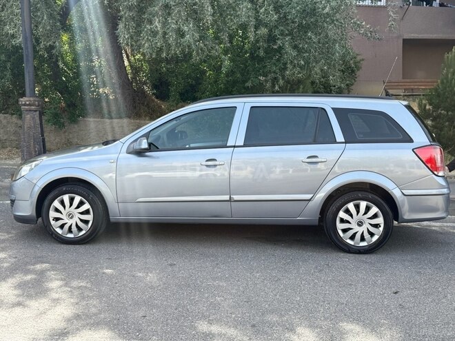 Opel Astra 2005, 253,000 km - 1.4 l - Bakı