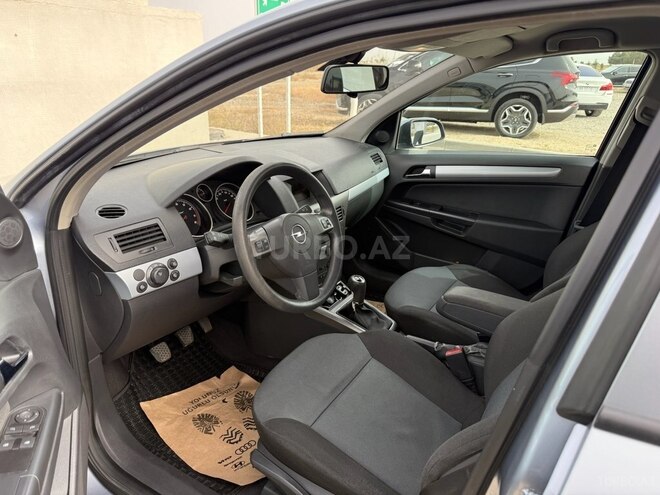 Opel Astra 2005, 253,000 km - 1.4 l - Bakı