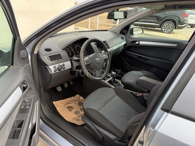 Opel Astra 2005, 253,000 km - 1.4 l - Bakı