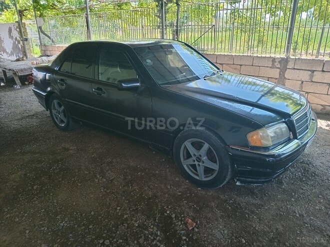 Mercedes C 220 d 1993, 456,555 km - 2.2 l - Bakı