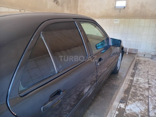 Mercedes C 220 d 1993, 456,555 km - 2.2 l - Bakı