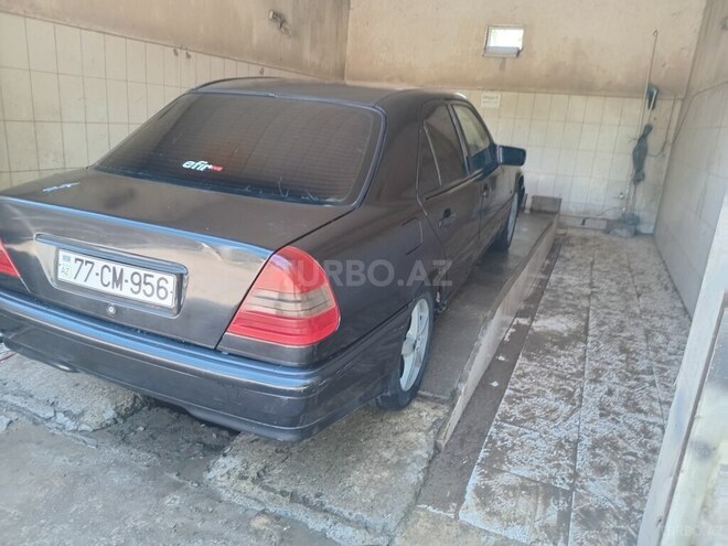 Mercedes C 220 d 1993, 456,555 km - 2.2 l - Bakı