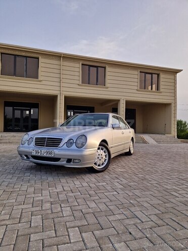 Mercedes E 280 2000, 260,000 km - 2.8 l - Göyçay