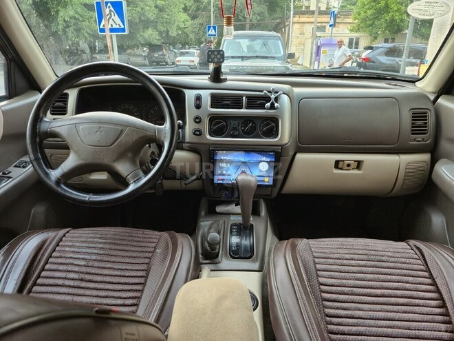 Mitsubishi Pajero Sport 2005, 291,000 km - 3.0 l - Bakı