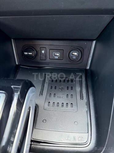 Hyundai Sonata-16