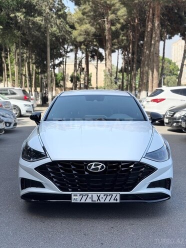 Hyundai Sonata-2