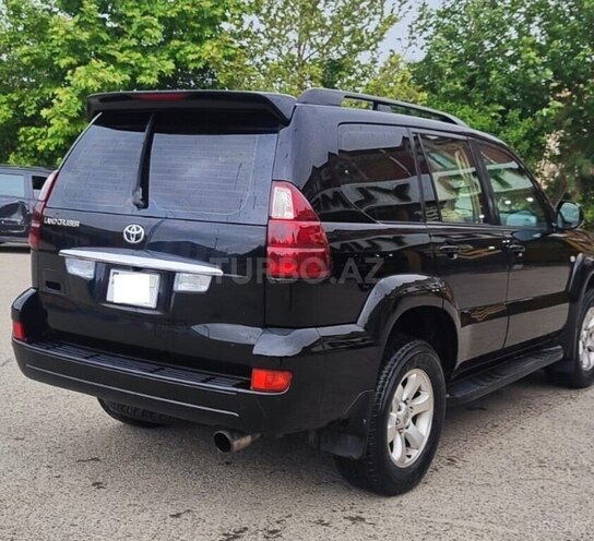 Toyota Land Cruiser Prado-5