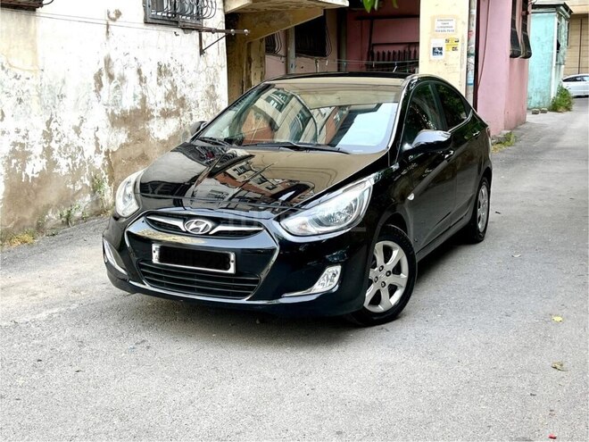 Hyundai Accent 2013, 297,600 km - 1.4 л - Bakı