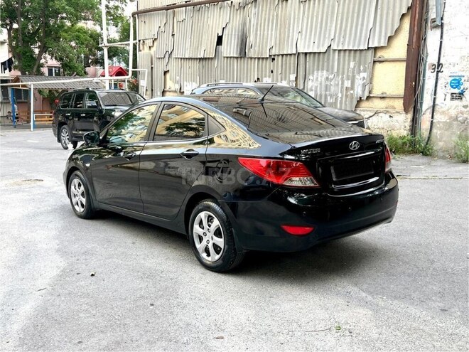 Hyundai Accent 2013, 297,600 km - 1.4 л - Bakı
