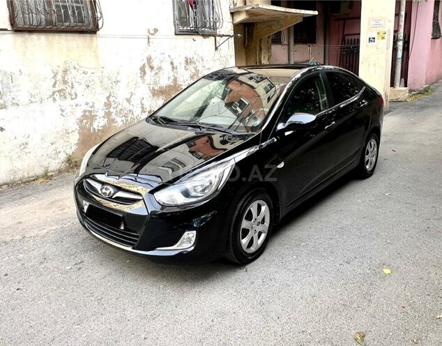 Hyundai Accent 2013, 297,600 km - 1.4 л - Bakı