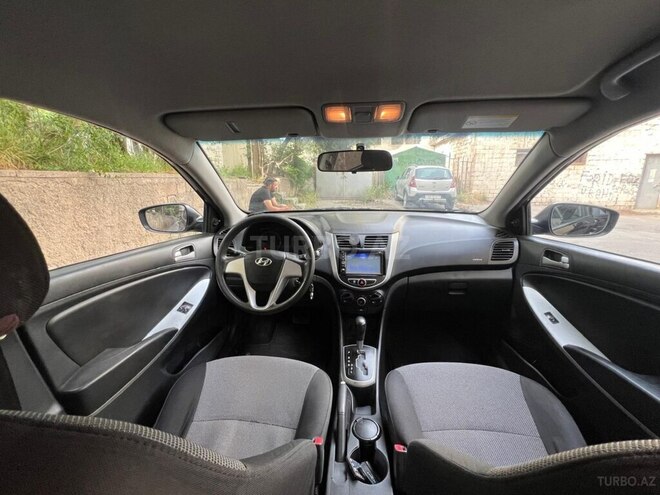Hyundai Accent 2013, 297,600 km - 1.4 л - Bakı