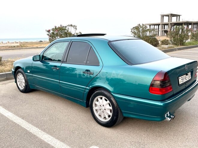Mercedes C 200 1997, 331,897 km - 2.0 л - Bakı