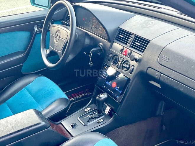 Mercedes C 200 1997, 331,897 km - 2.0 л - Bakı