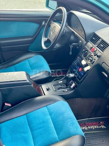 Mercedes C 200 1997, 331,897 km - 2.0 л - Bakı