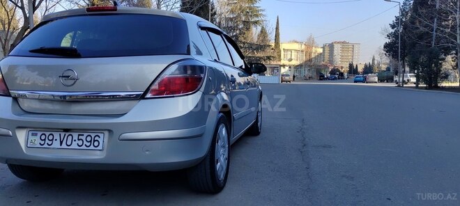 Opel Astra 2007, 220,000 km - 1.4 л - Göygöl