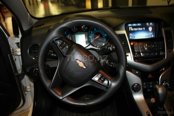 Chevrolet Cruze 2015, 200,850 km - 1.4 l - Gəncə