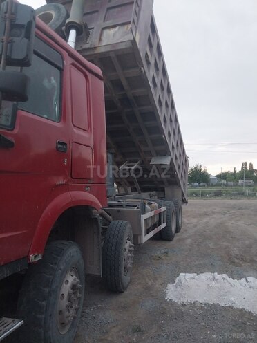 HOWO Sinotruk 2011, 429,000 km - 9.7 l - Goranboy