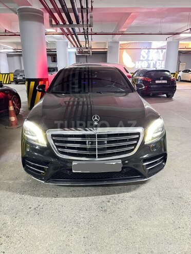 Mercedes  2017, 150,000 km - 3.0 л - Bakı