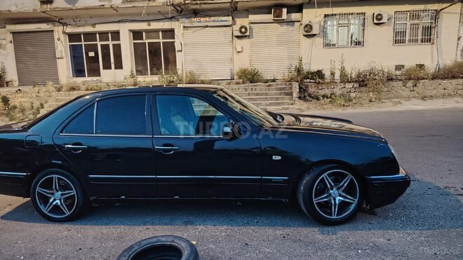 Mercedes E 280 1999, 600,000 km - 2.8 l - Bakı