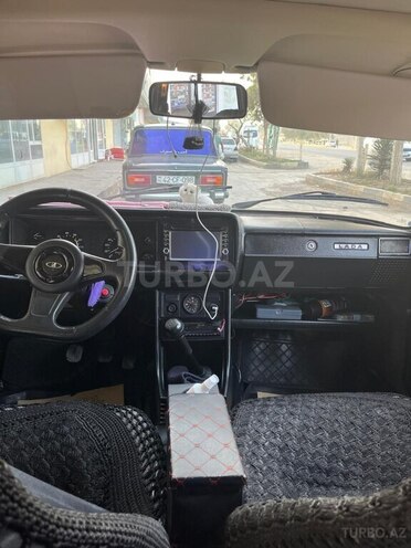 LADA (VAZ) 2107 2010, 54,646 km - 1.6 l - Salyan