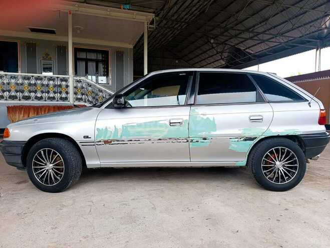 Opel Astra 1993, 303,196 km - 1.4 l - Ağstafa