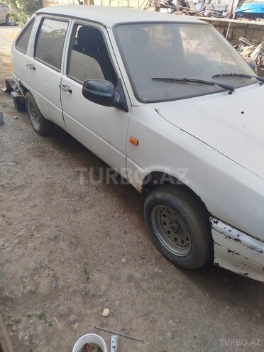 IJ 2126 Oda 1997, 285,000 km - 1.6 l - İmişli