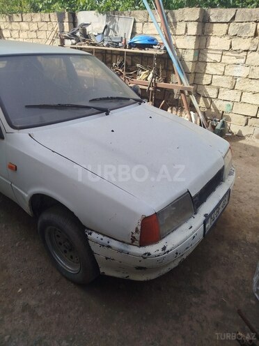 IJ 2126 Oda 1997, 285,000 km - 1.6 l - İmişli