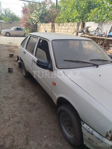 IJ 2126 Oda 1997, 285,000 km - 1.6 l - İmişli