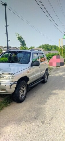 Chevrolet Niva 2008, 237,239 km - 1.7 л - Qusar