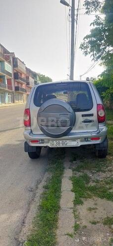 Chevrolet Niva 2008, 237,239 km - 1.7 л - Qusar
