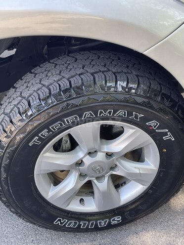 Toyota Hilux 2011, 265,500 km - 2.7 l - Bakı