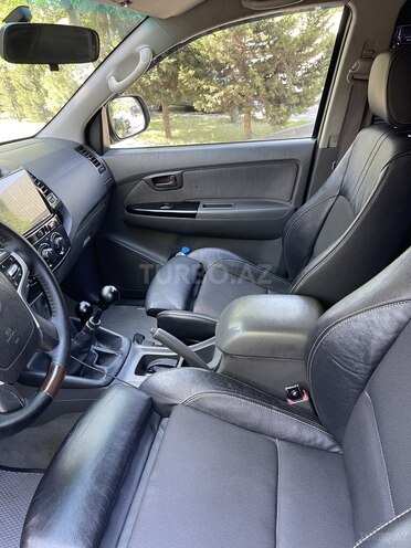 Toyota Hilux 2011, 265,500 km - 2.7 l - Bakı