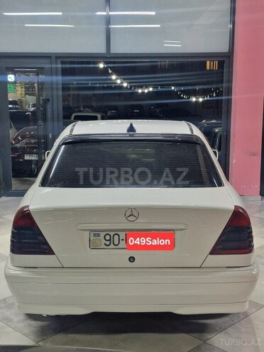 Mercedes C 200-4