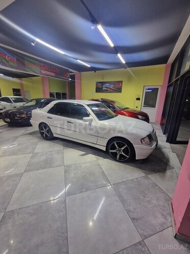 Mercedes C 200-3