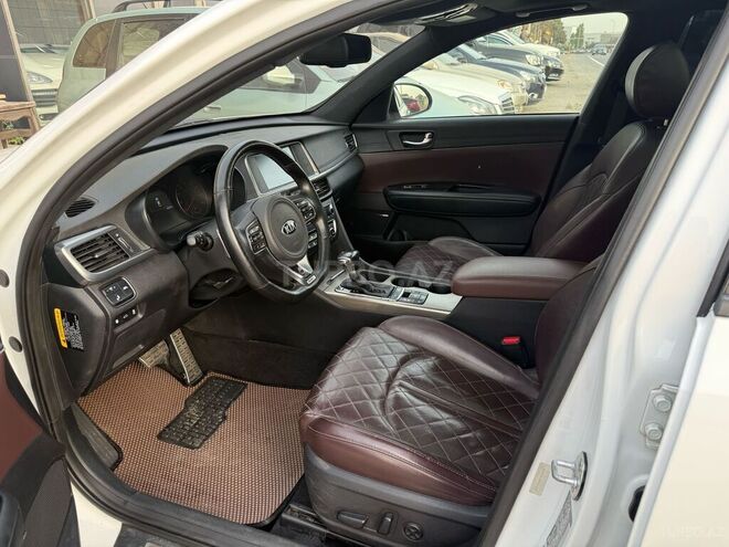 Kia Optima-16
